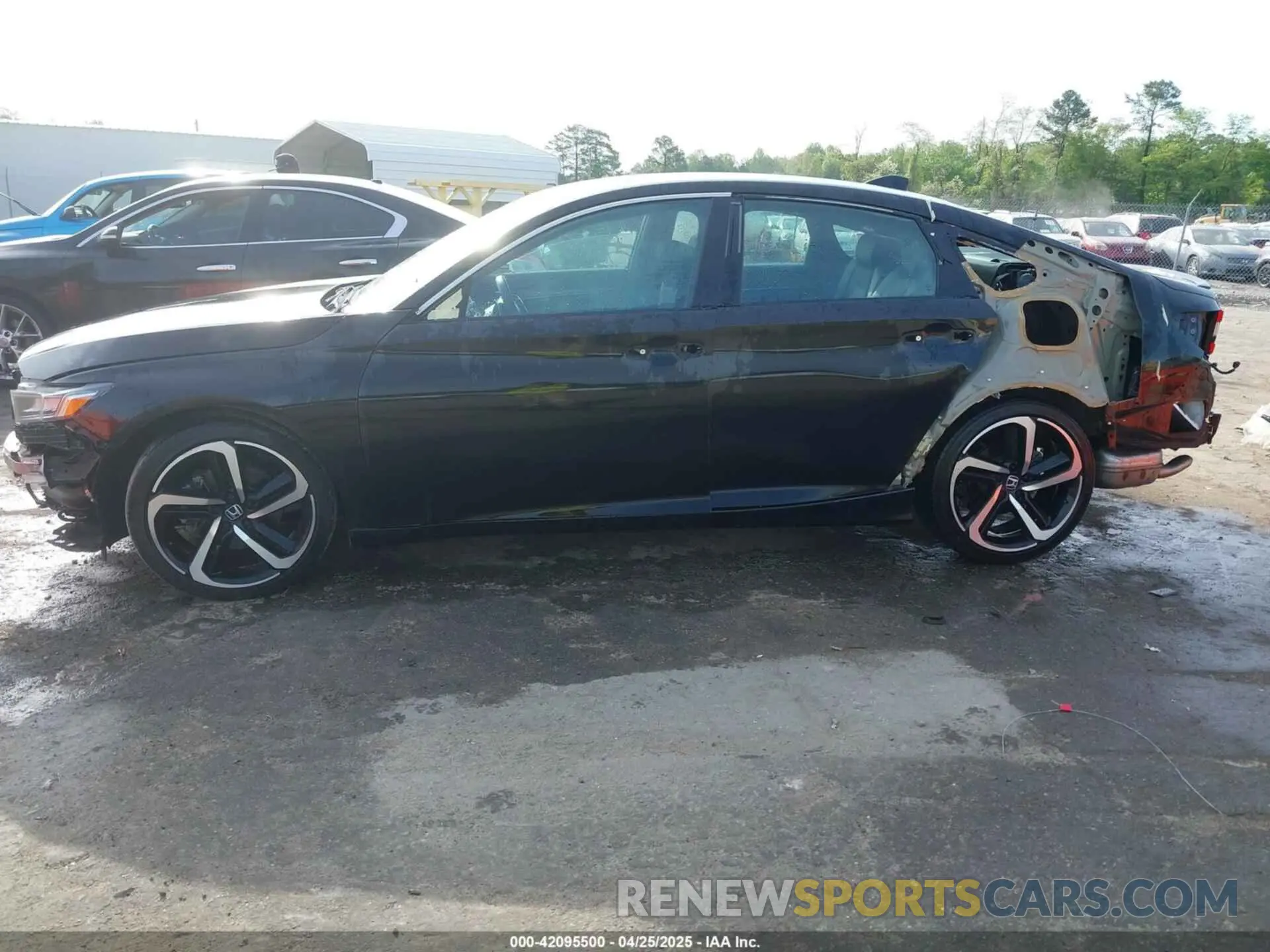 15 Photograph of a damaged car 1HGCV1F35NA070652 HONDA ACCORD 2022