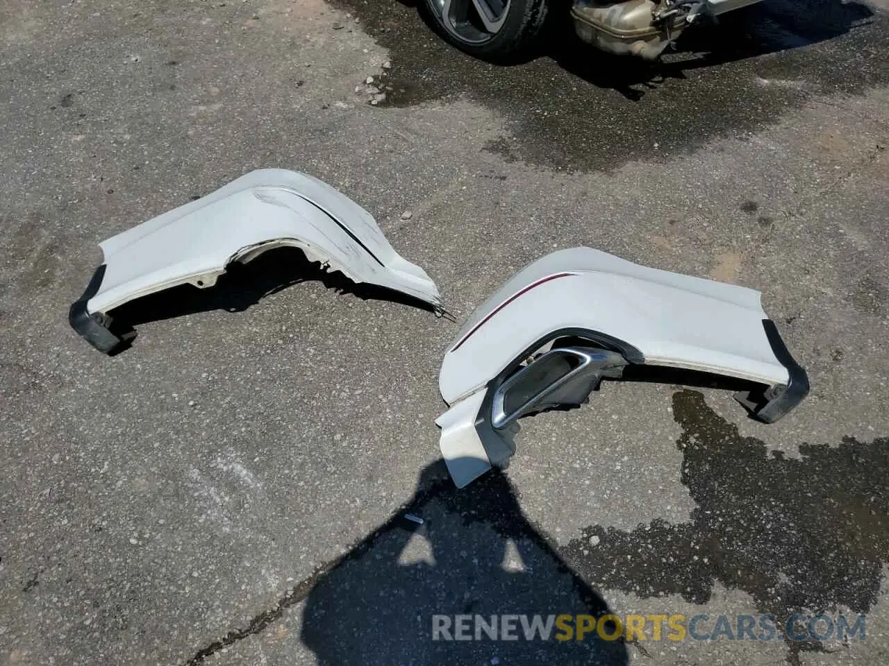12 Photograph of a damaged car 1HGCV1F35NA090884 HONDA ACCORD 2022