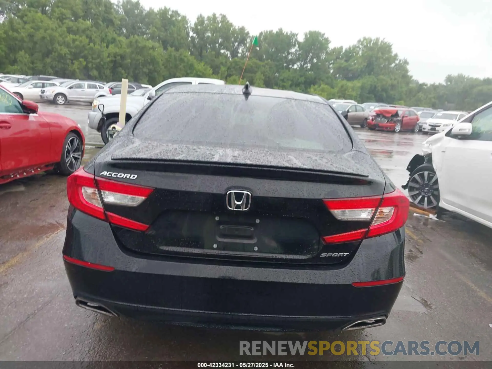 16 Photograph of a damaged car 1HGCV1F35NA116075 HONDA ACCORD 2022