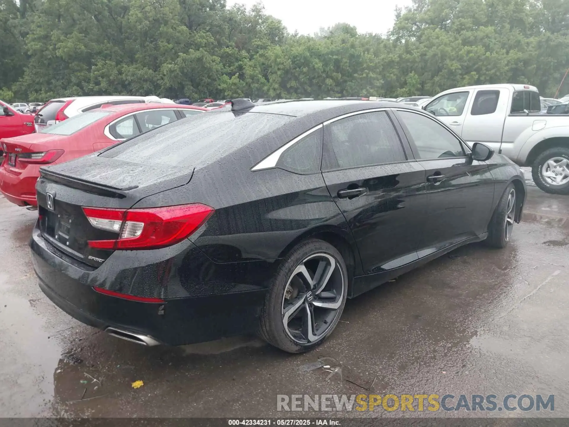 4 Photograph of a damaged car 1HGCV1F35NA116075 HONDA ACCORD 2022