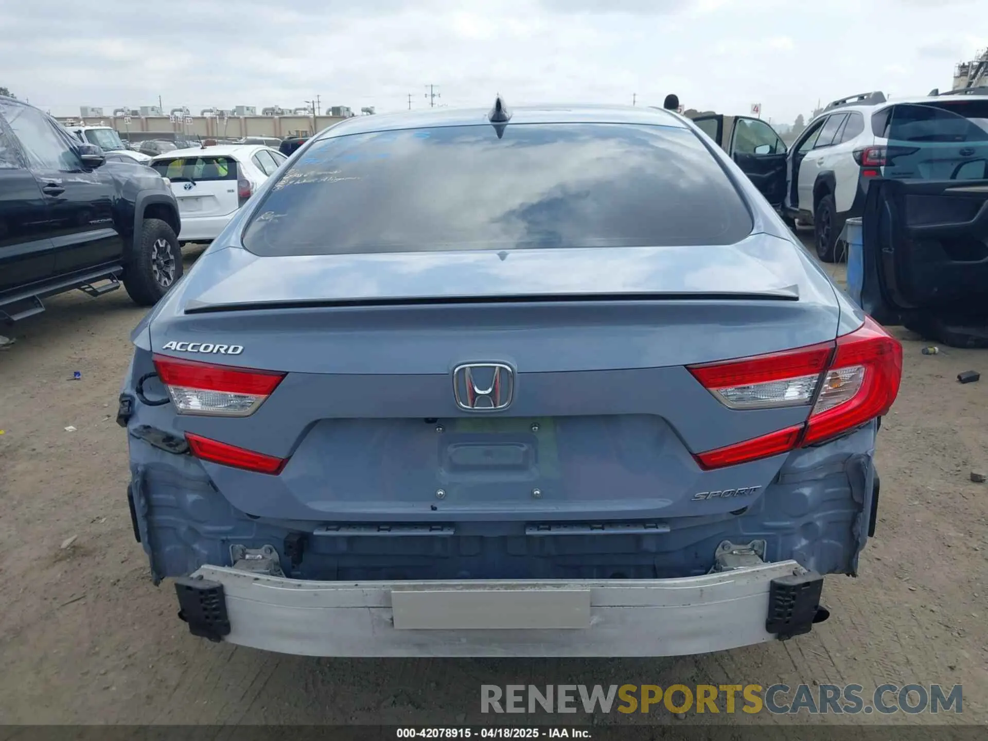 17 Photograph of a damaged car 1HGCV1F36NA046912 HONDA ACCORD 2022