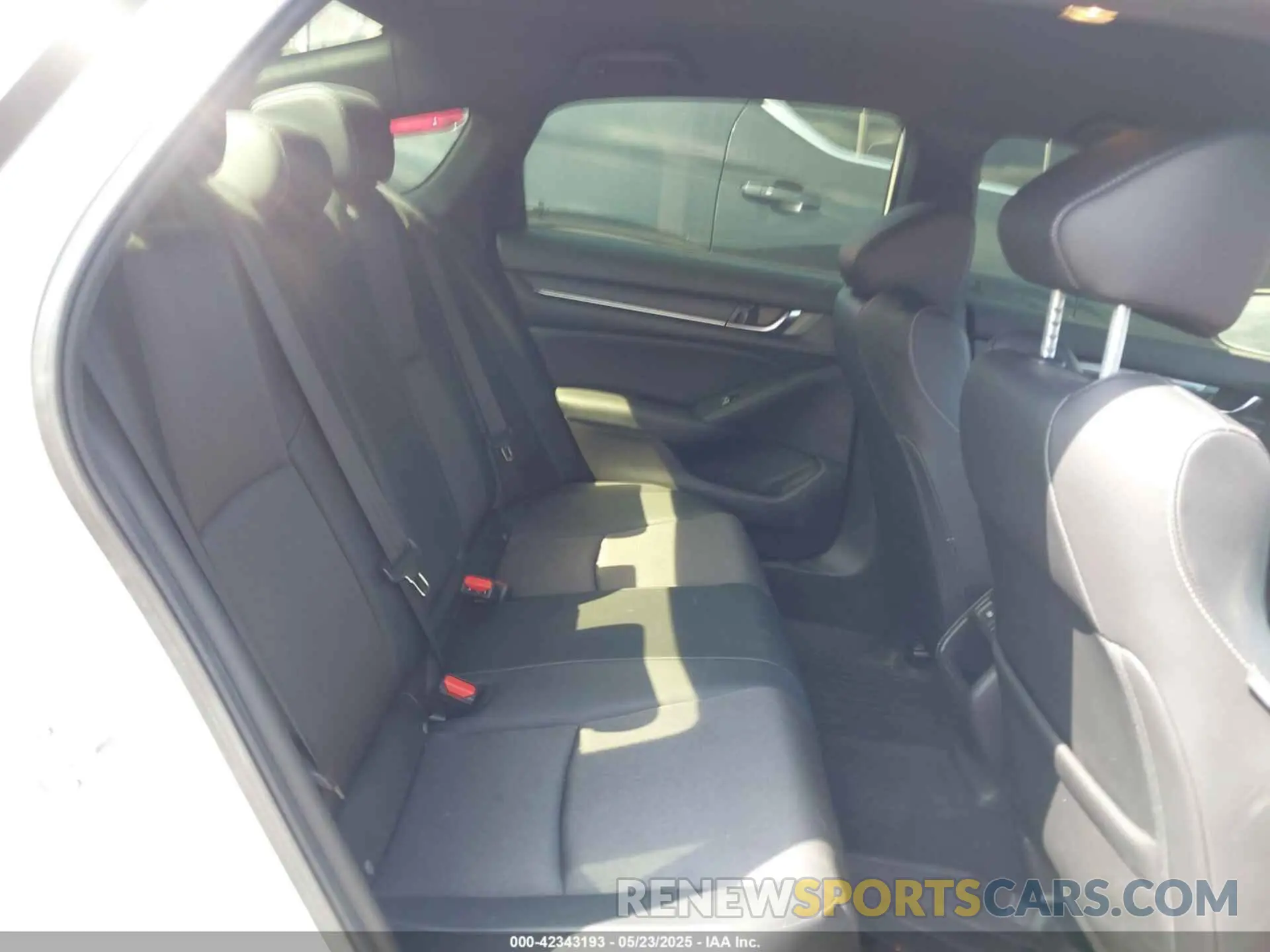 8 Photograph of a damaged car 1HGCV1F36NA049809 HONDA ACCORD 2022