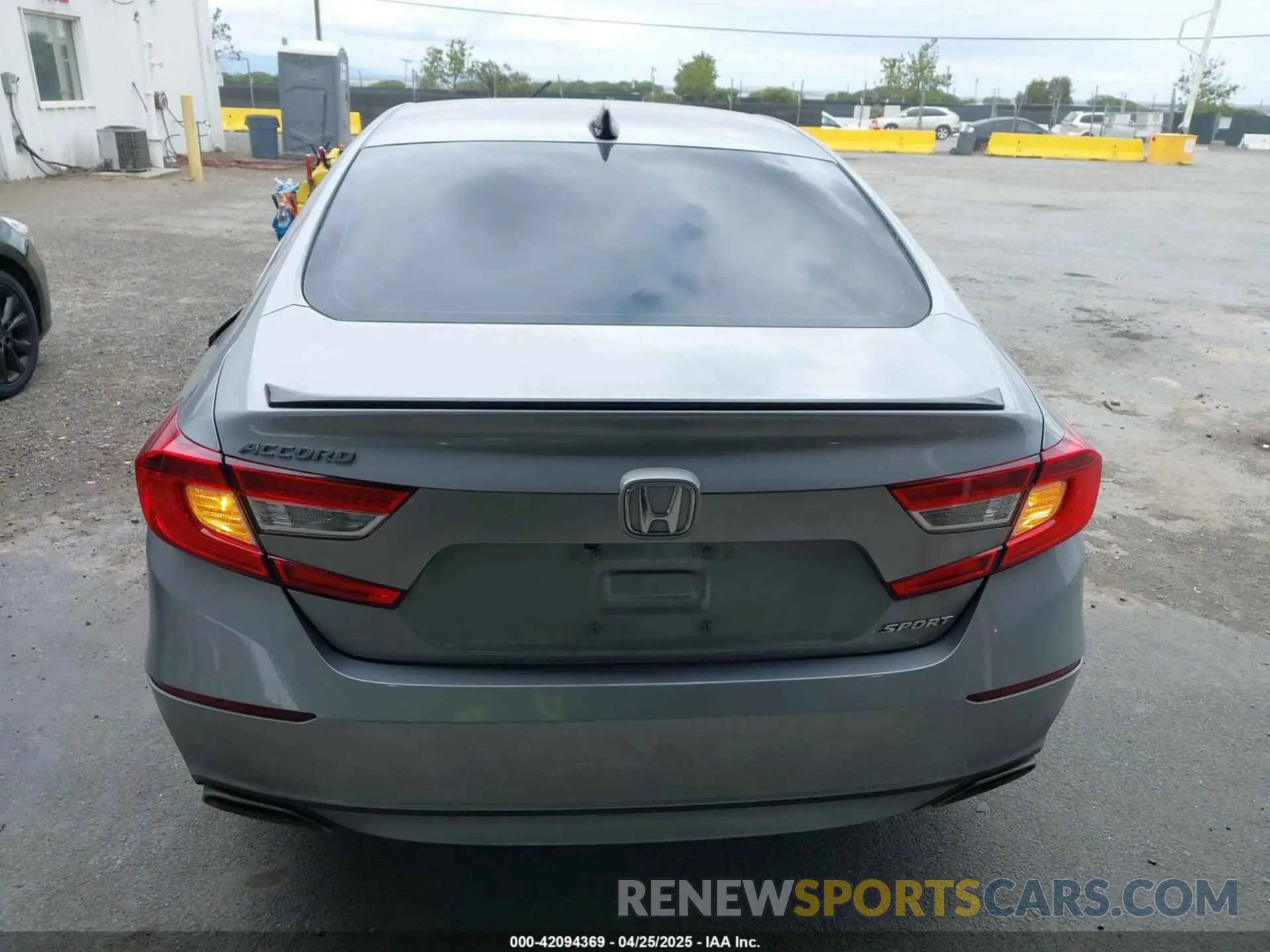 15 Photograph of a damaged car 1HGCV1F36NA059336 HONDA ACCORD 2022