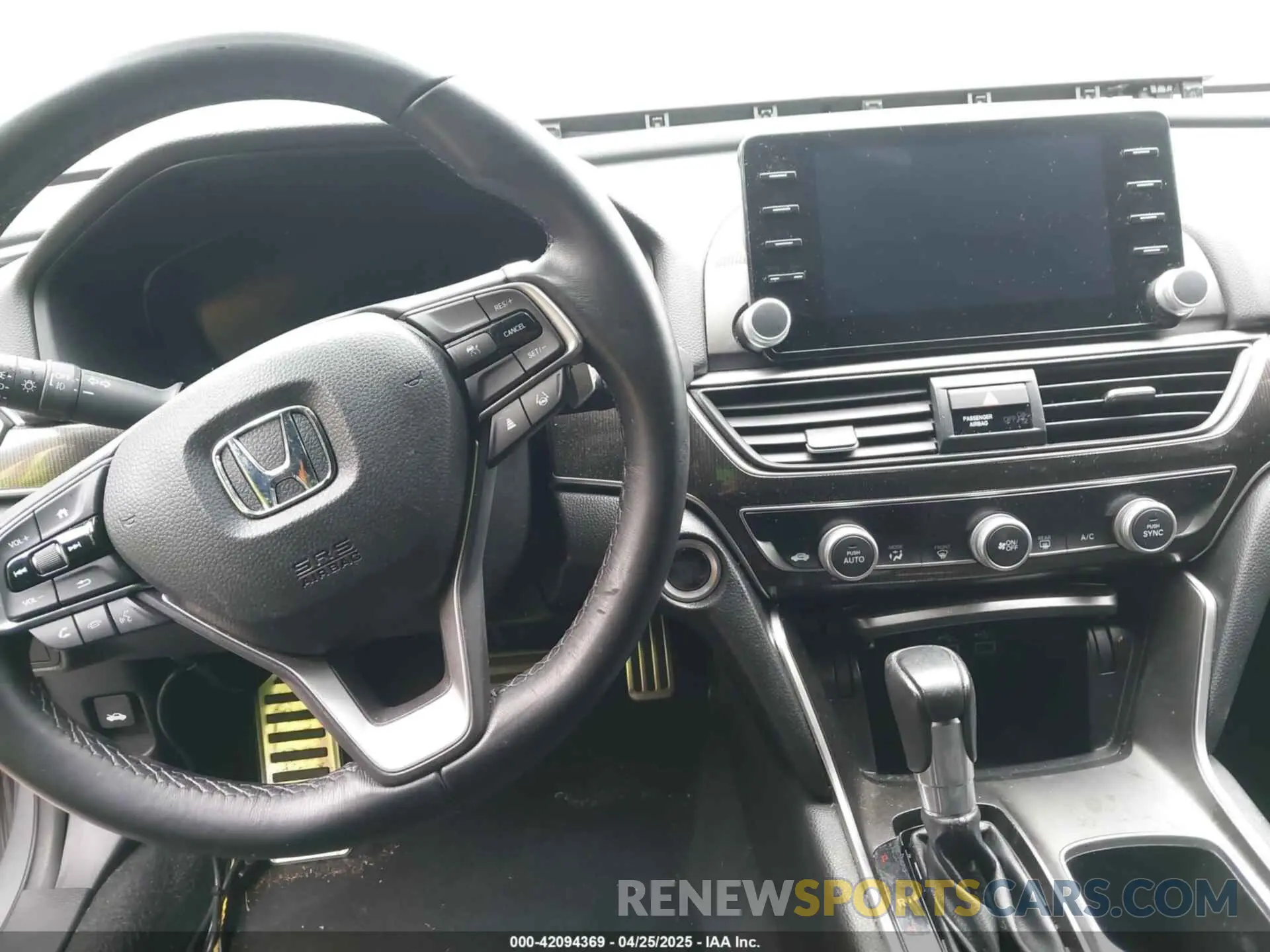 6 Photograph of a damaged car 1HGCV1F36NA059336 HONDA ACCORD 2022