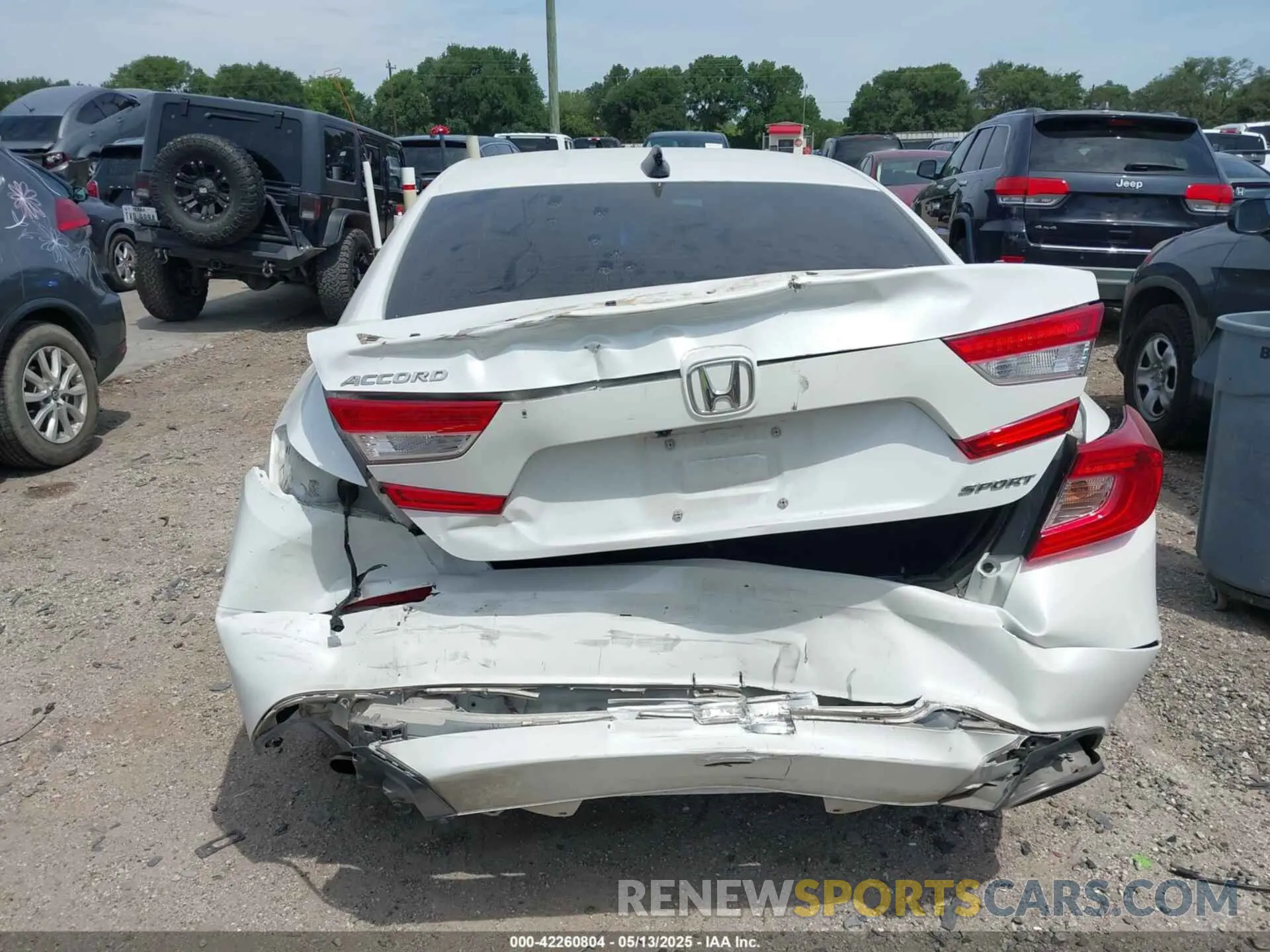 6 Photograph of a damaged car 1HGCV1F36NA076671 HONDA ACCORD 2022