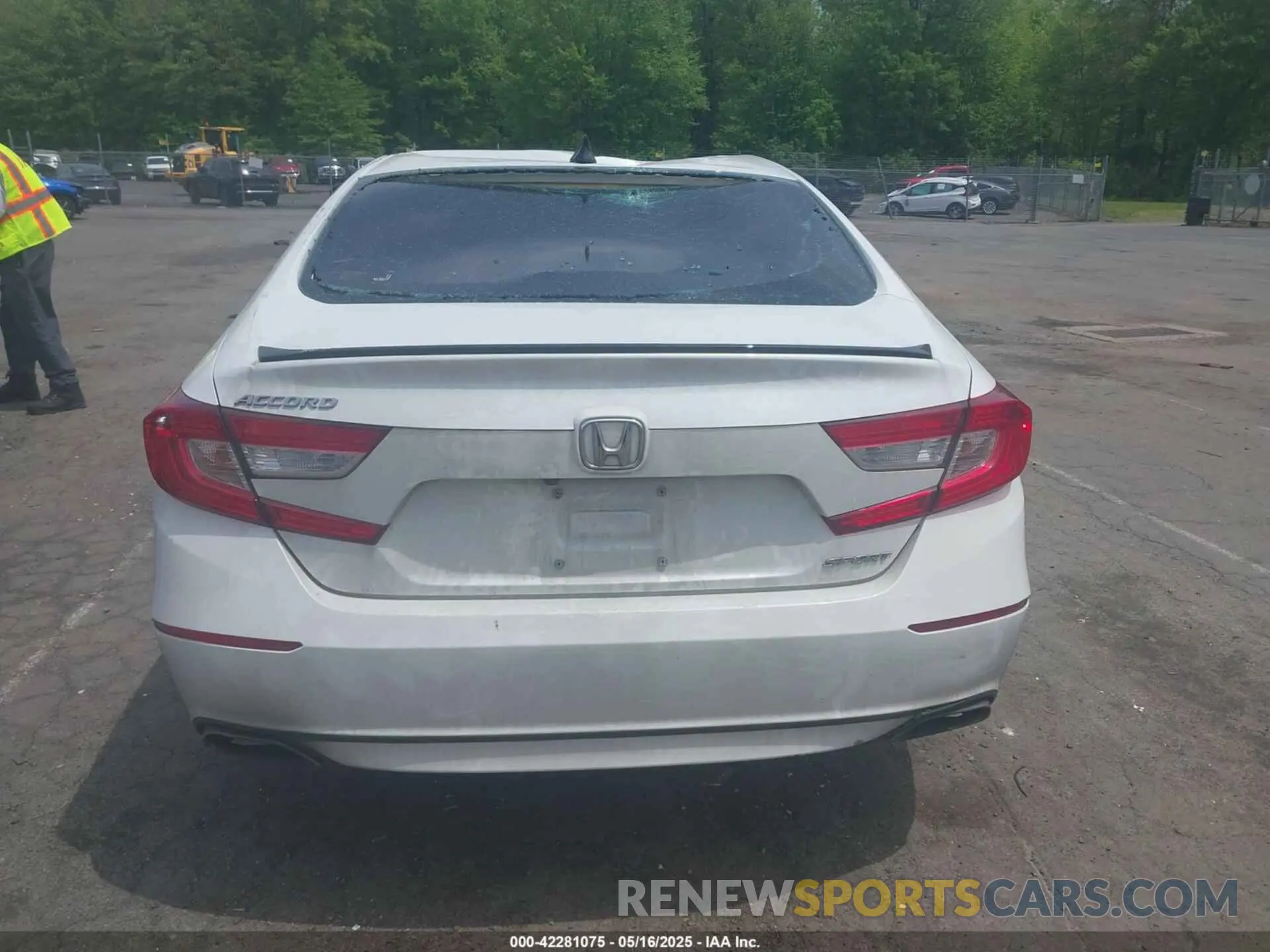 17 Photograph of a damaged car 1HGCV1F36NA078324 HONDA ACCORD 2022
