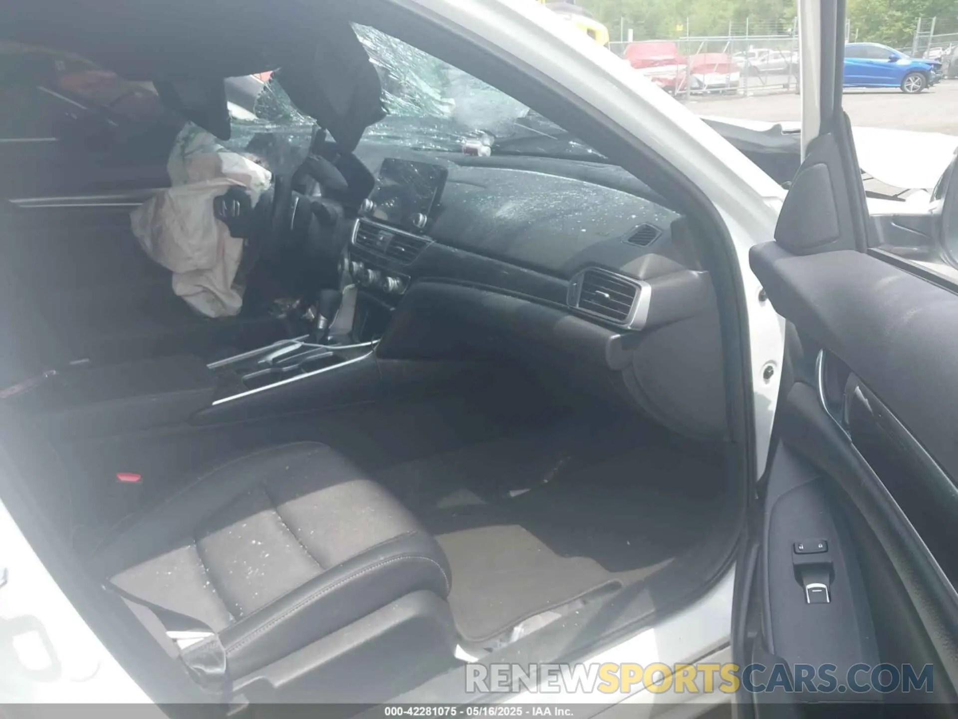 5 Photograph of a damaged car 1HGCV1F36NA078324 HONDA ACCORD 2022