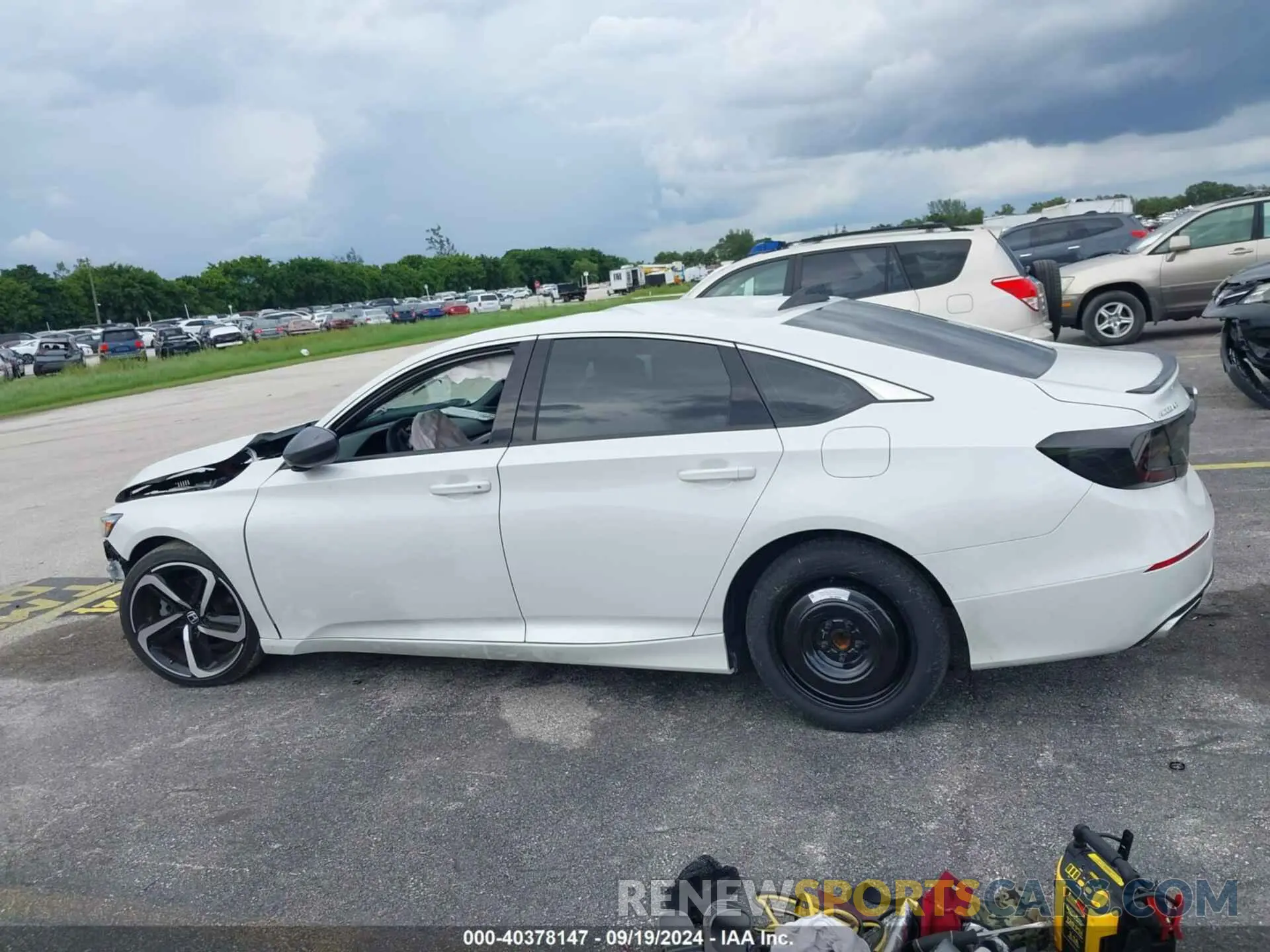 15 Photograph of a damaged car 1HGCV1F36NA079392 HONDA ACCORD 2022