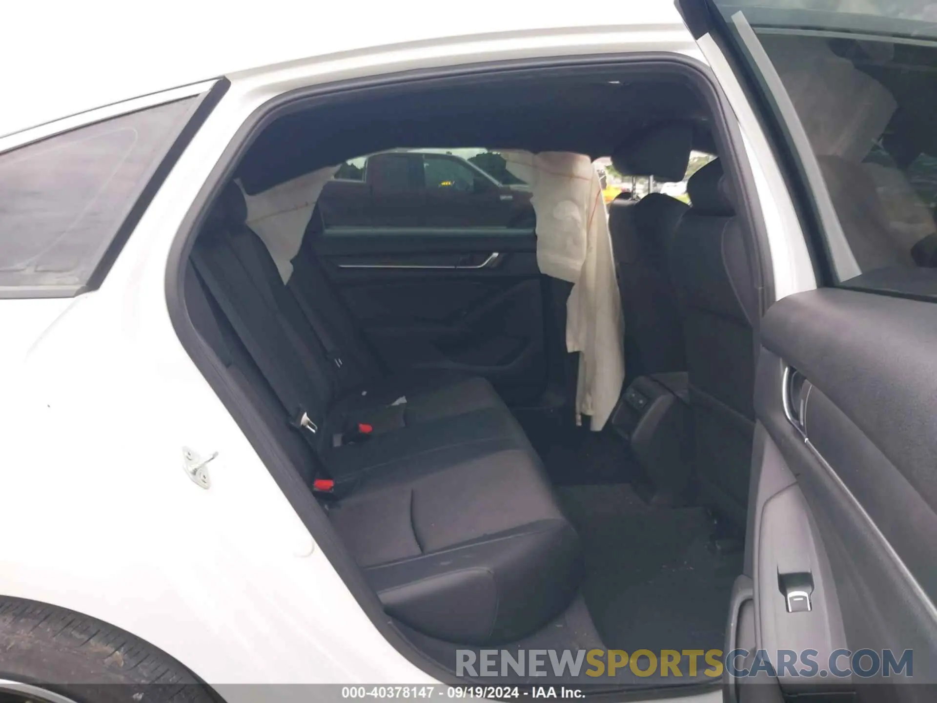8 Photograph of a damaged car 1HGCV1F36NA079392 HONDA ACCORD 2022