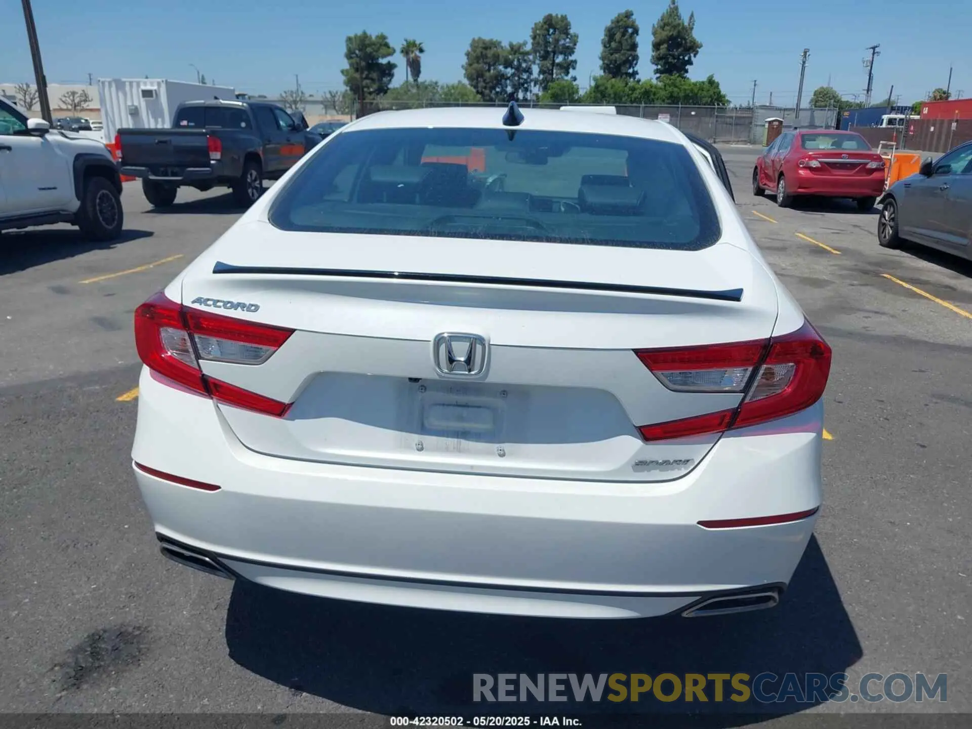 16 Photograph of a damaged car 1HGCV1F36NA095141 HONDA ACCORD 2022
