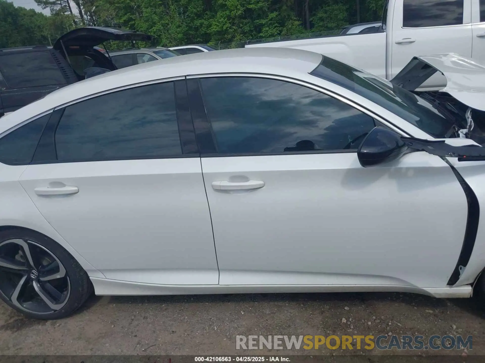 14 Photograph of a damaged car 1HGCV1F36NA101665 HONDA ACCORD 2022