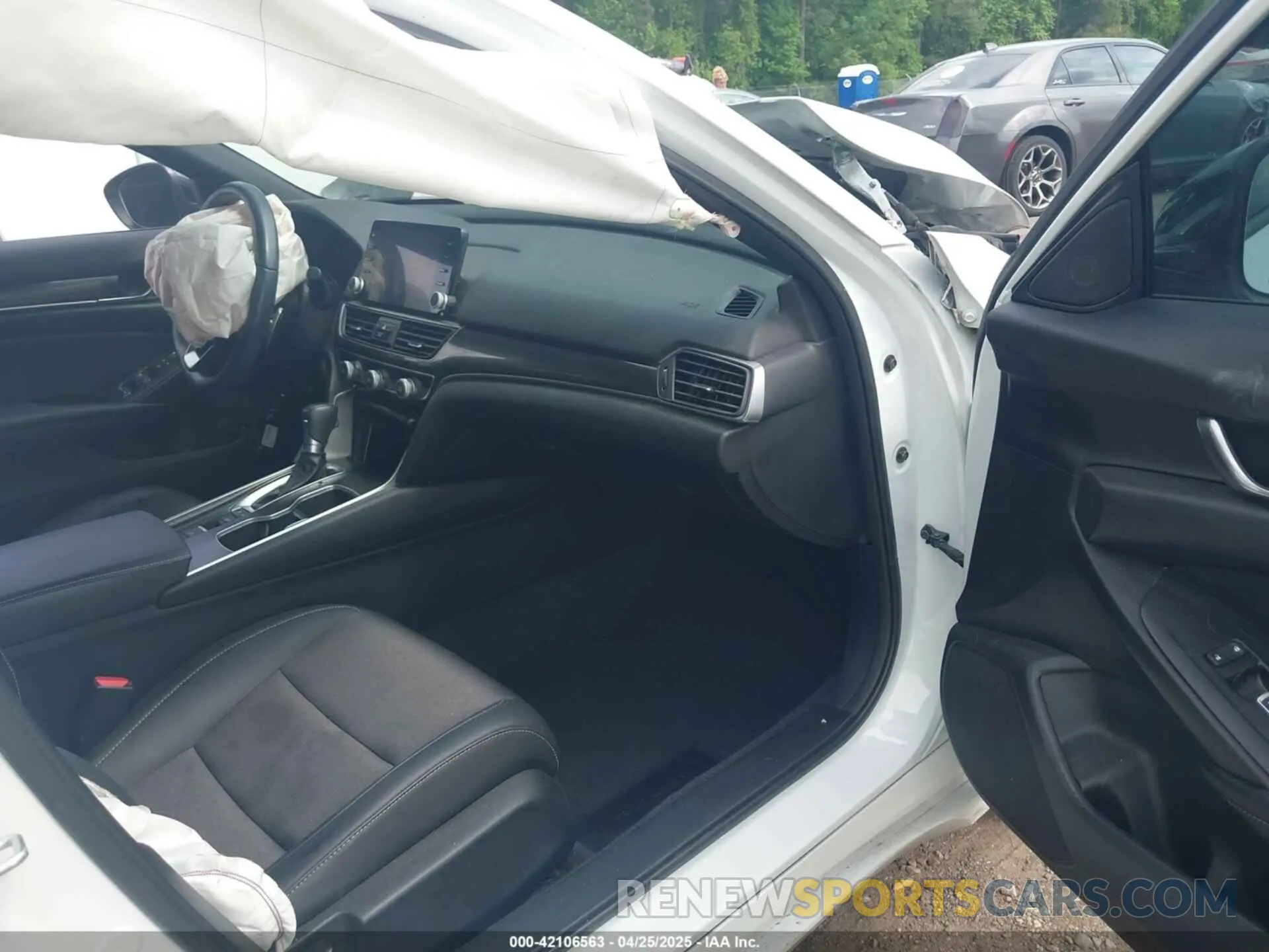 5 Photograph of a damaged car 1HGCV1F36NA101665 HONDA ACCORD 2022