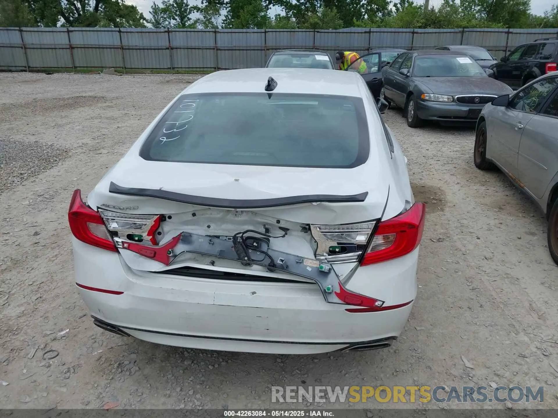 17 Photograph of a damaged car 1HGCV1F36NA101732 HONDA ACCORD 2022