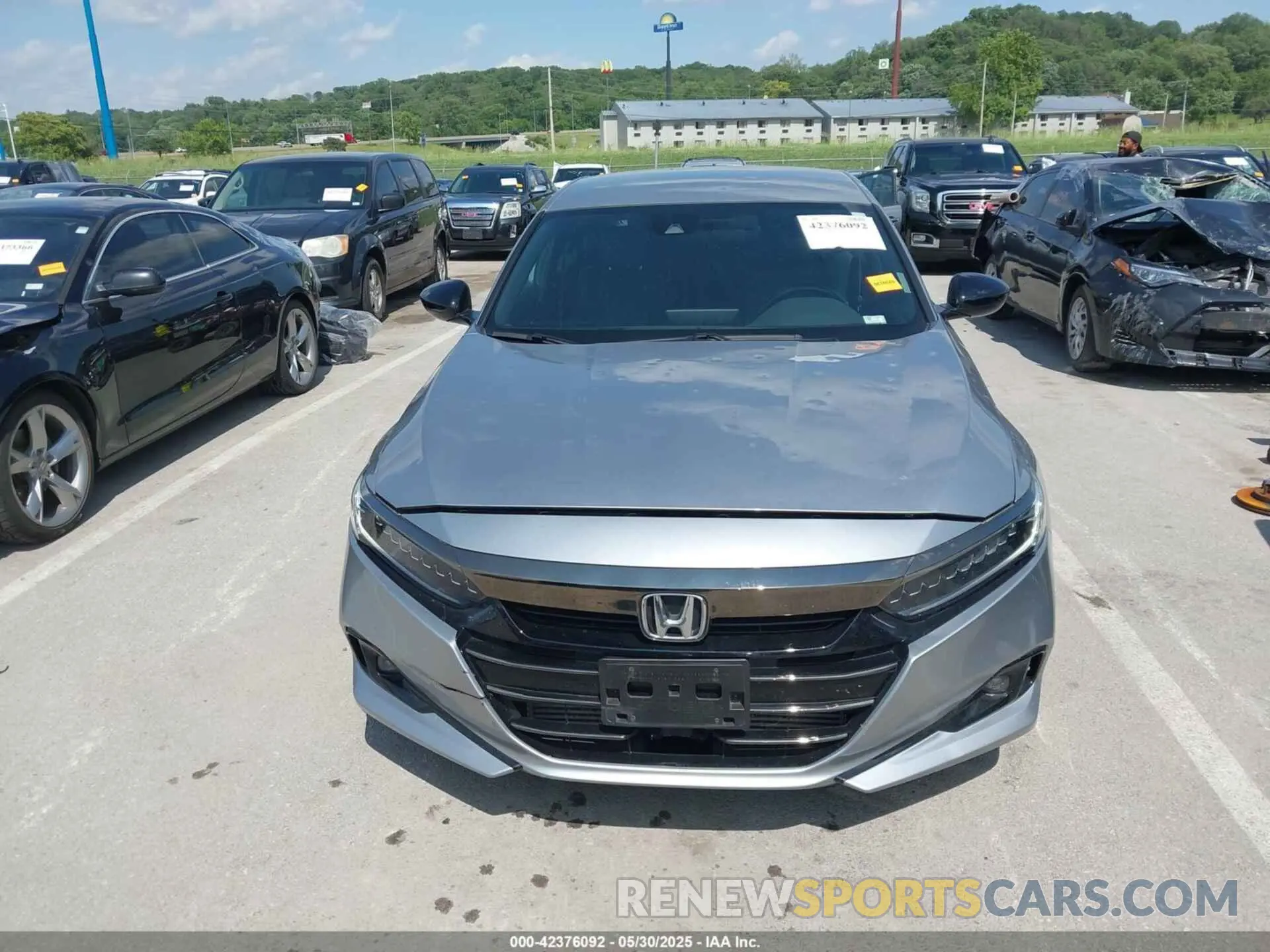 11 Photograph of a damaged car 1HGCV1F36NA114075 HONDA ACCORD 2022