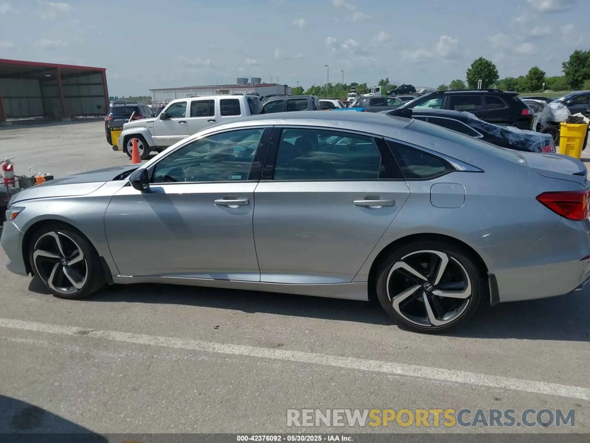 13 Photograph of a damaged car 1HGCV1F36NA114075 HONDA ACCORD 2022