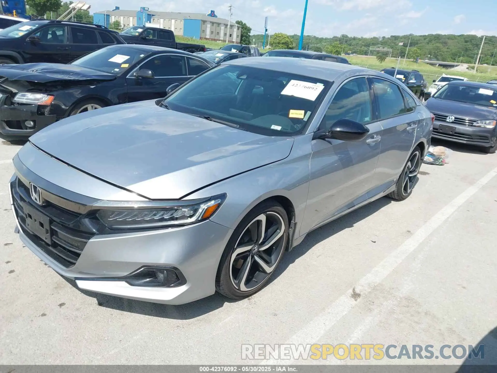 2 Photograph of a damaged car 1HGCV1F36NA114075 HONDA ACCORD 2022
