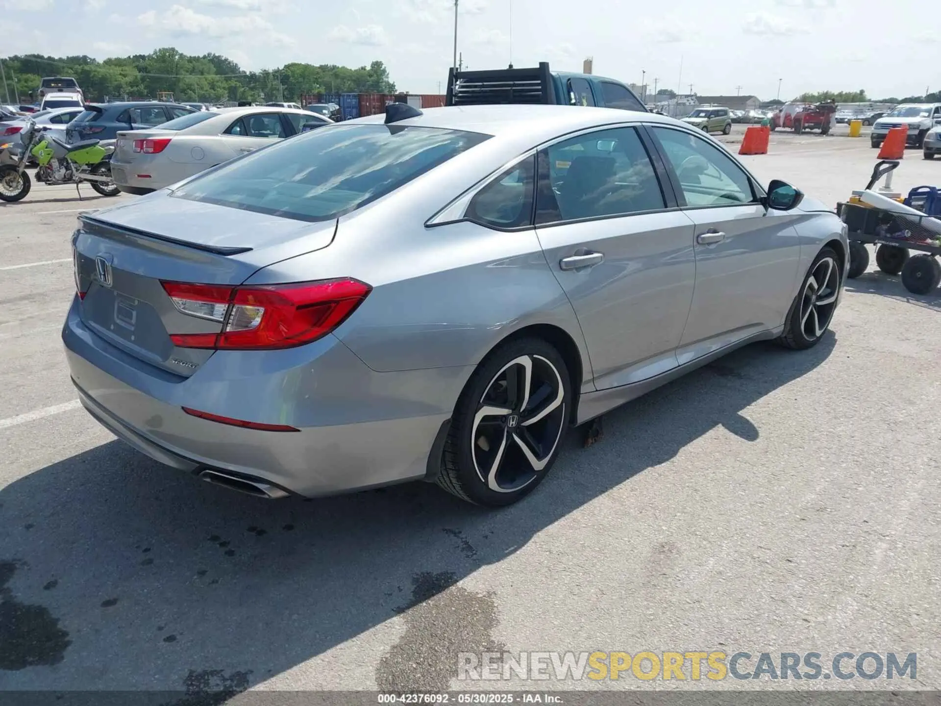 4 Photograph of a damaged car 1HGCV1F36NA114075 HONDA ACCORD 2022