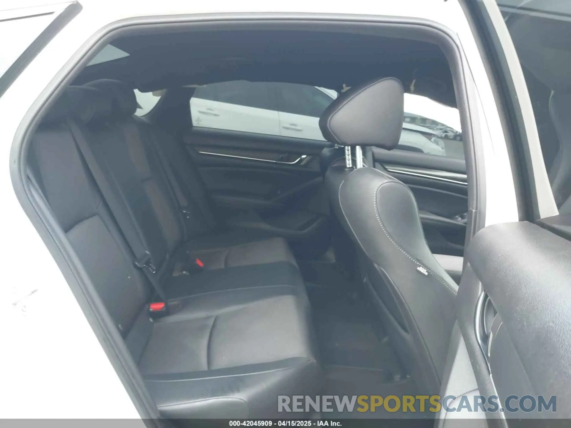 8 Photograph of a damaged car 1HGCV1F37NA049642 HONDA ACCORD 2022