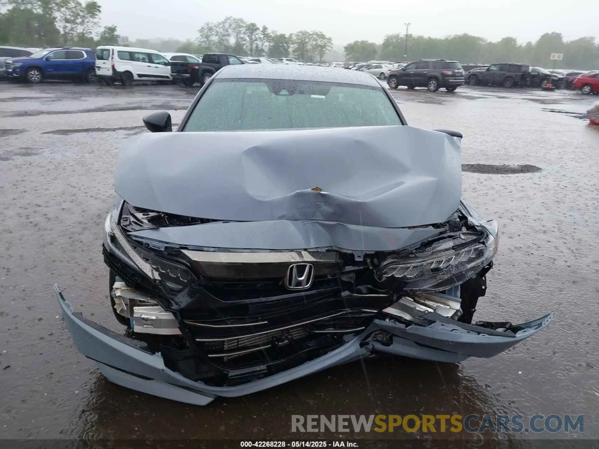 12 Photograph of a damaged car 1HGCV1F37NA075335 HONDA ACCORD 2022