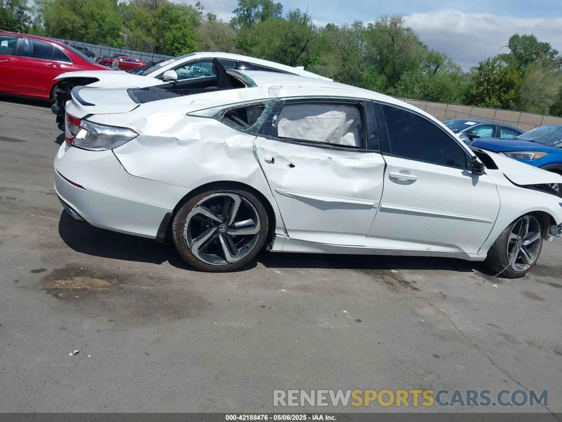 13 Photograph of a damaged car 1HGCV1F37NA078395 HONDA ACCORD 2022