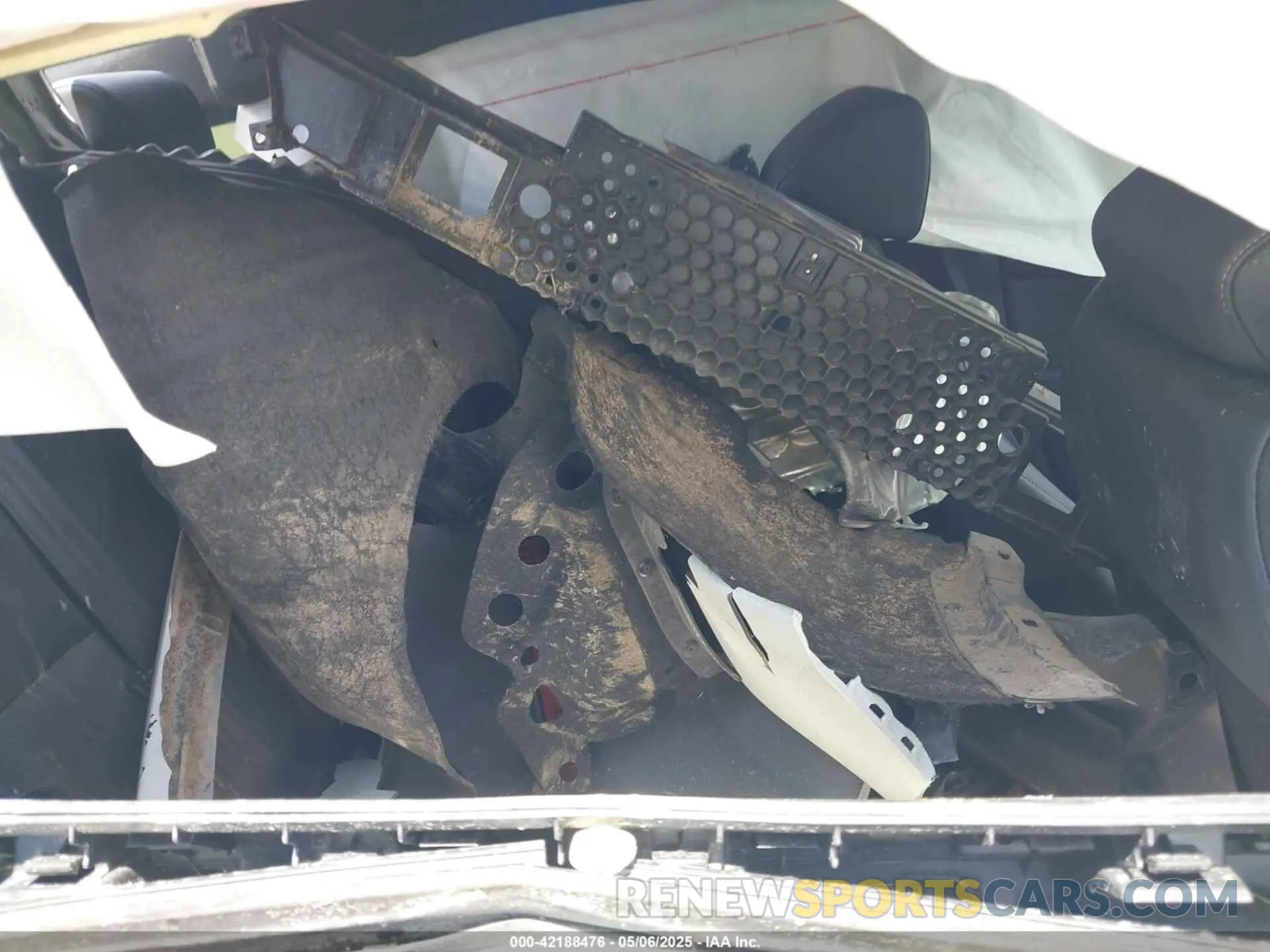 8 Photograph of a damaged car 1HGCV1F37NA078395 HONDA ACCORD 2022