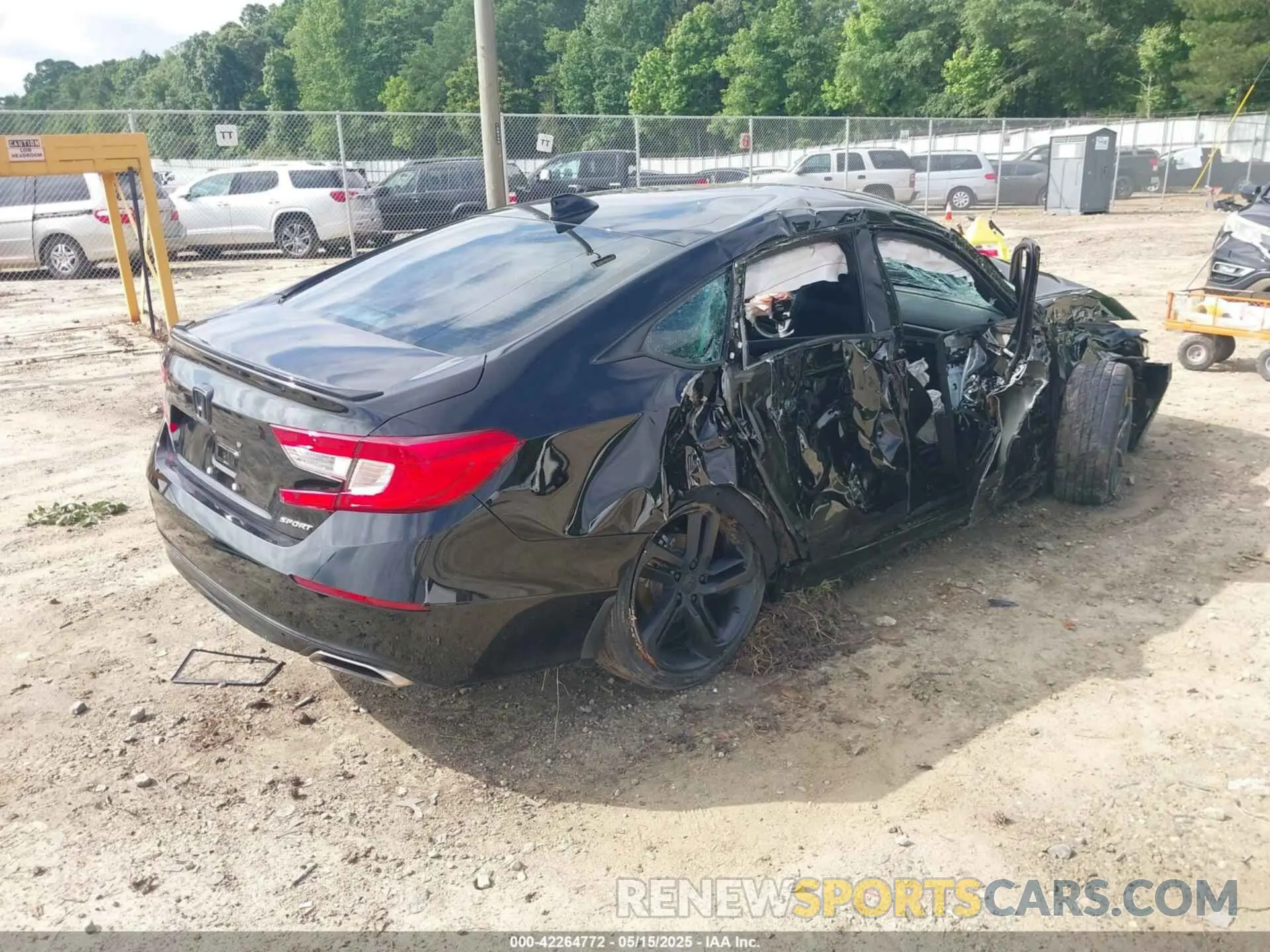4 Photograph of a damaged car 1HGCV1F37NA081667 HONDA ACCORD 2022