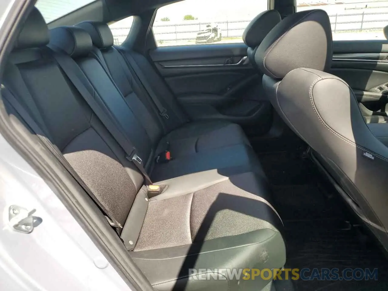 10 Photograph of a damaged car 1HGCV1F37NA084200 HONDA ACCORD 2022