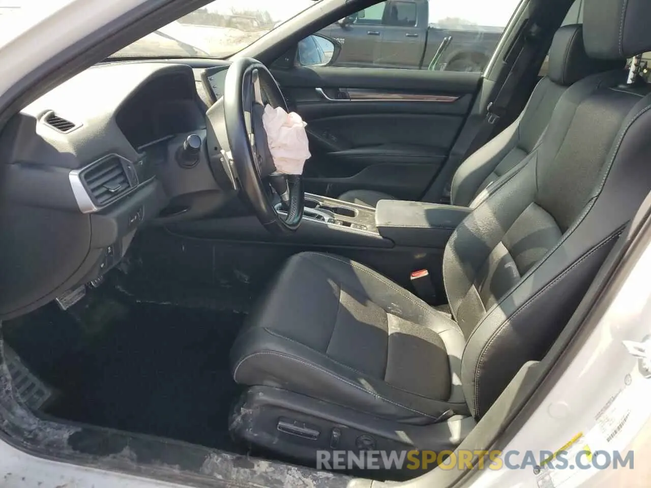 7 Photograph of a damaged car 1HGCV1F37NA801713 HONDA ACCORD 2022