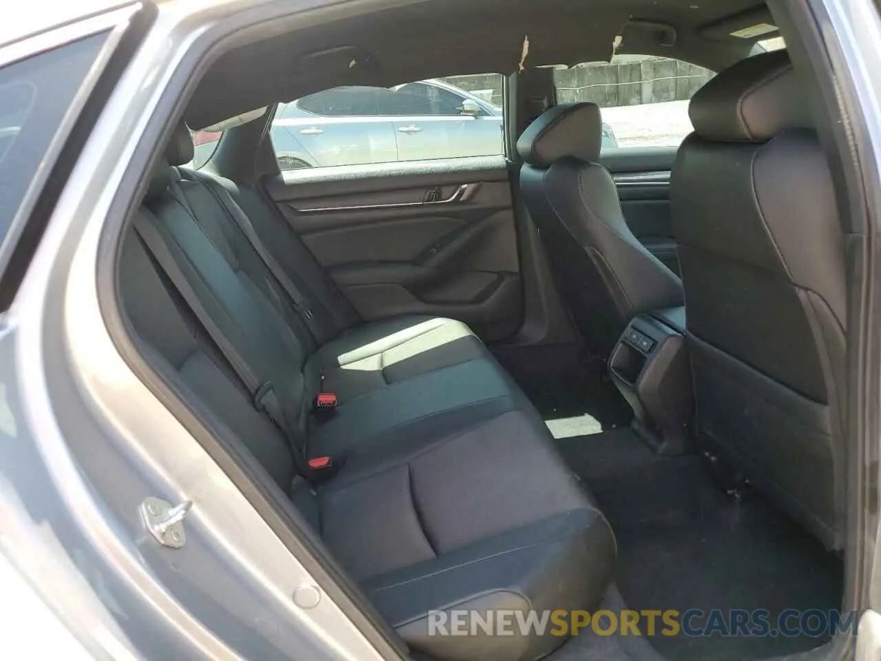 10 Photograph of a damaged car 1HGCV1F38NA000157 HONDA ACCORD 2022