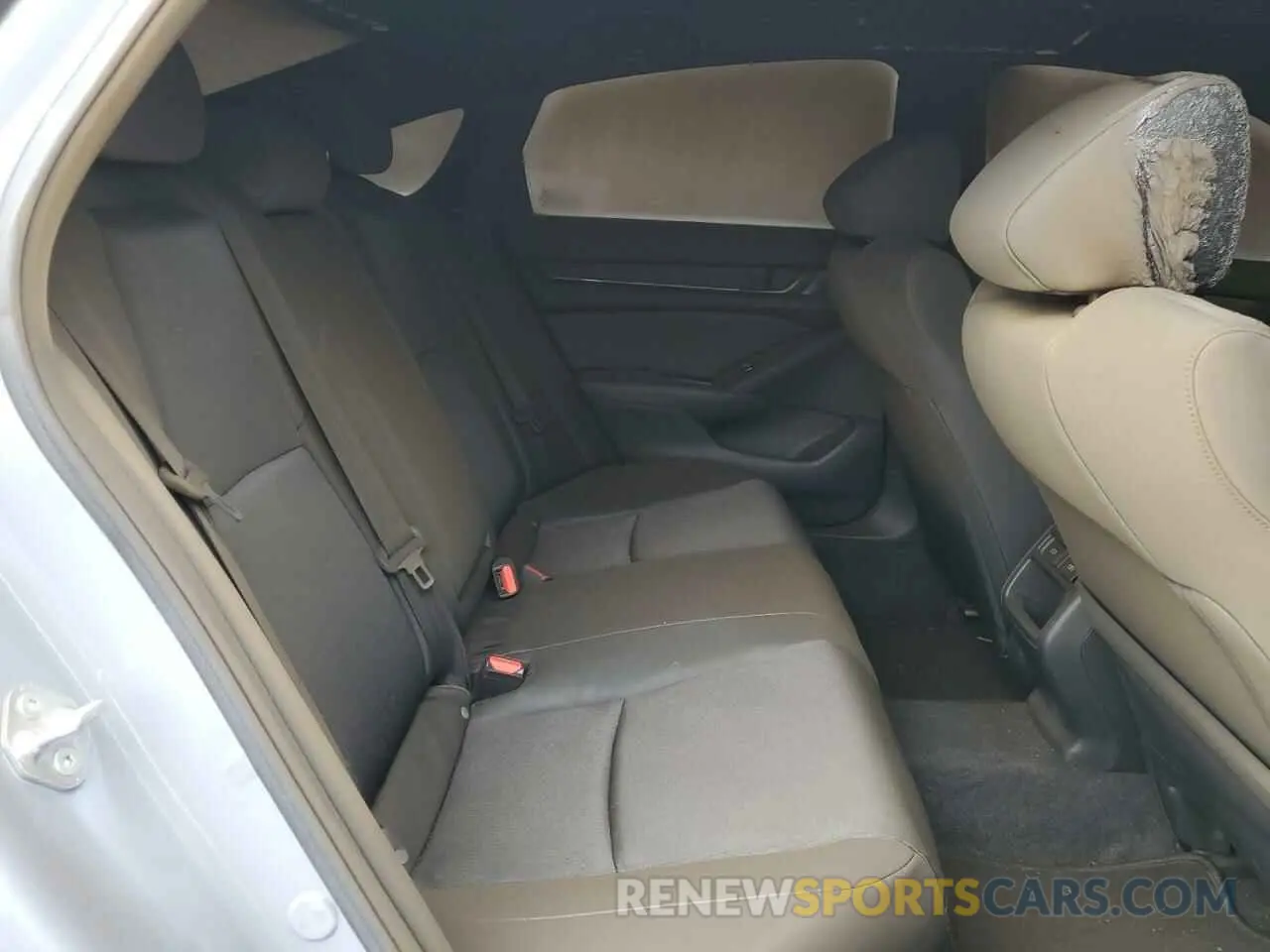 10 Photograph of a damaged car 1HGCV1F38NA013829 HONDA ACCORD 2022