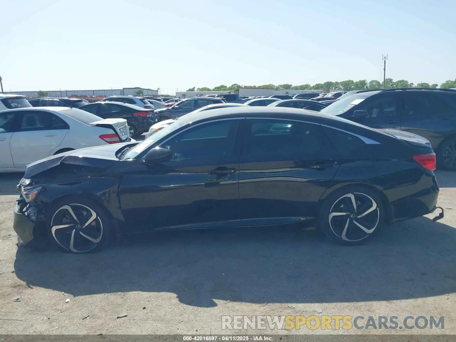 15 Photograph of a damaged car 1HGCV1F38NA017685 HONDA ACCORD 2022