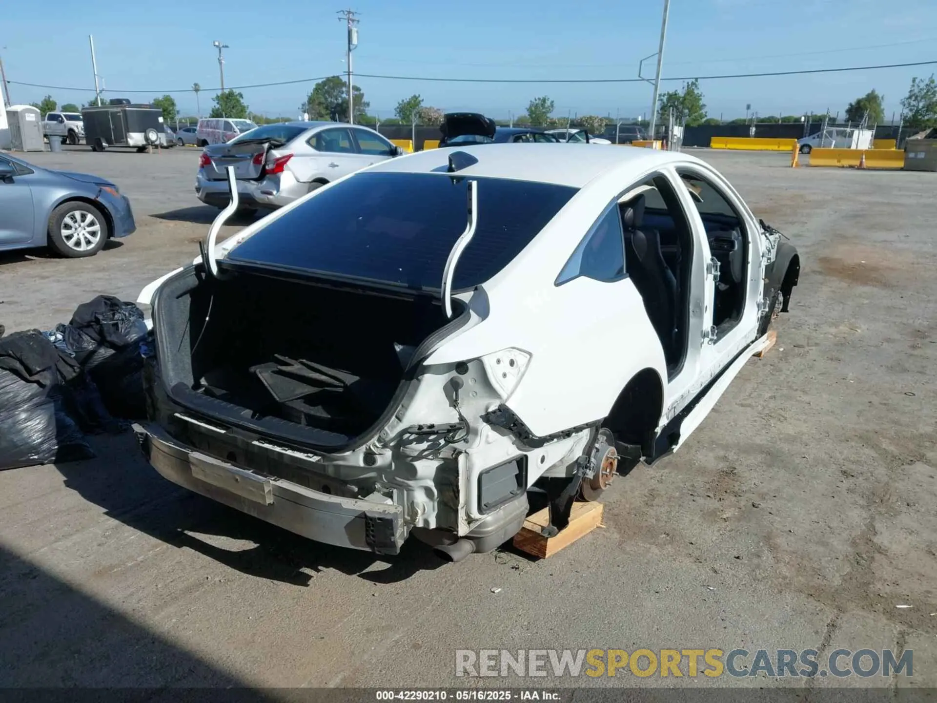 4 Photograph of a damaged car 1HGCV1F38NA049472 HONDA ACCORD 2022