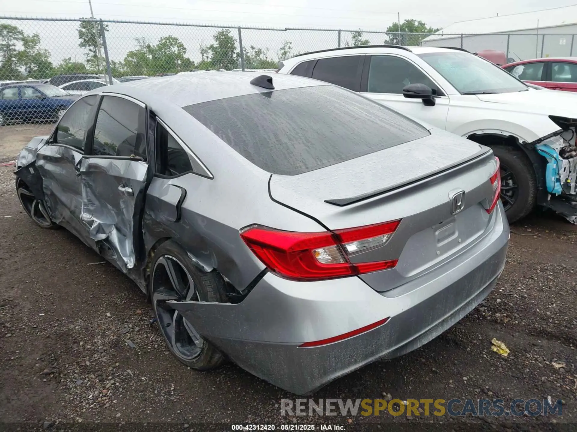 3 Photograph of a damaged car 1HGCV1F38NA058818 HONDA ACCORD 2022