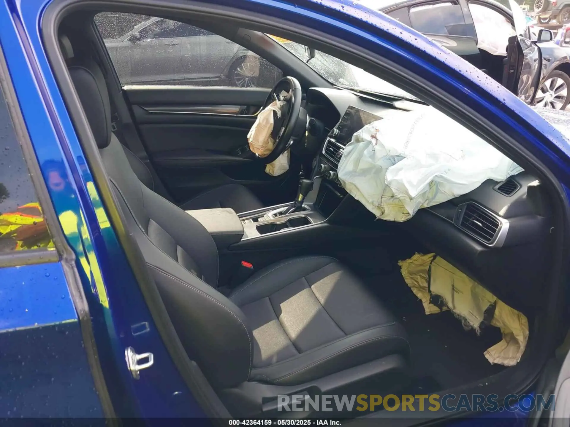 5 Photograph of a damaged car 1HGCV1F38NA090703 HONDA ACCORD 2022
