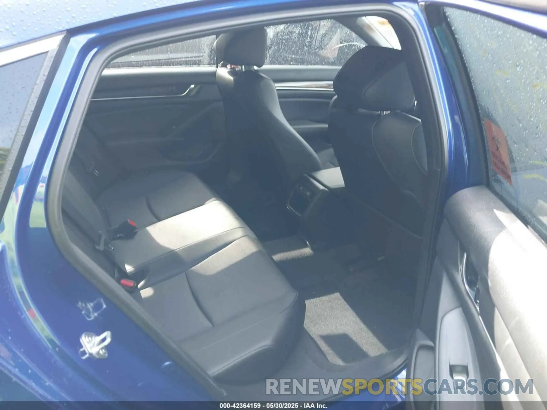 8 Photograph of a damaged car 1HGCV1F38NA090703 HONDA ACCORD 2022