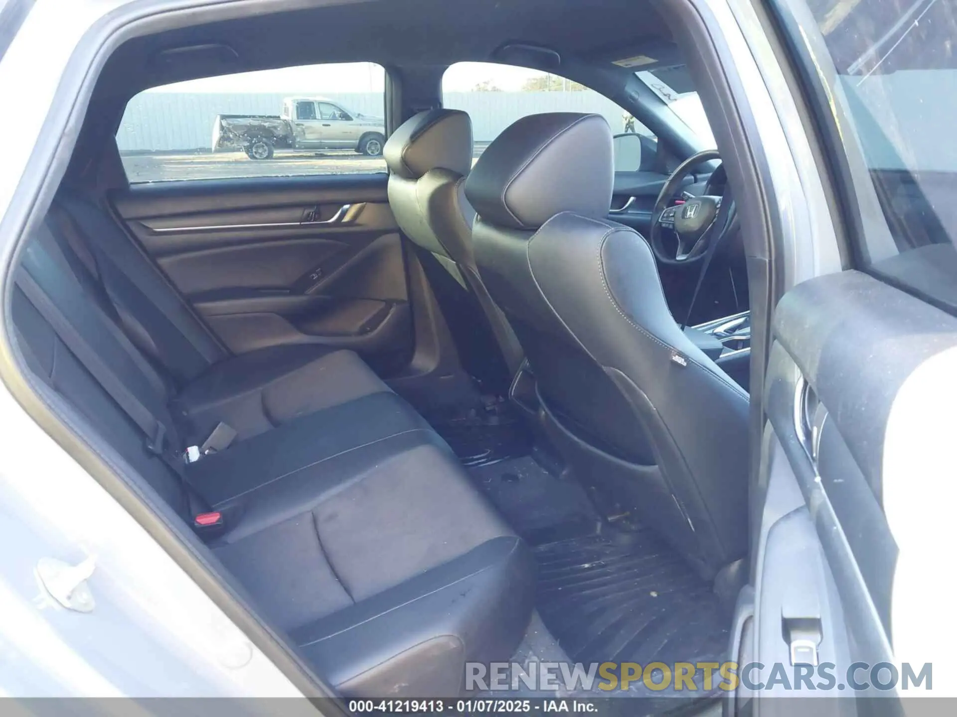 8 Photograph of a damaged car 1HGCV1F38NA107466 HONDA ACCORD 2022
