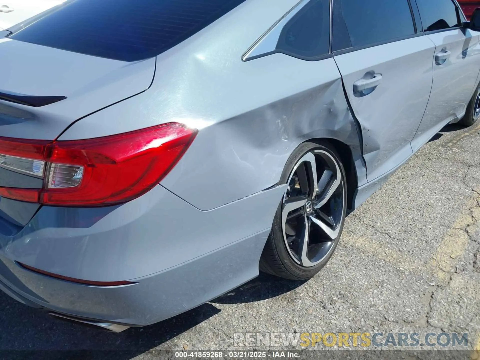 17 Photograph of a damaged car 1HGCV1F39NA064496 HONDA ACCORD 2022
