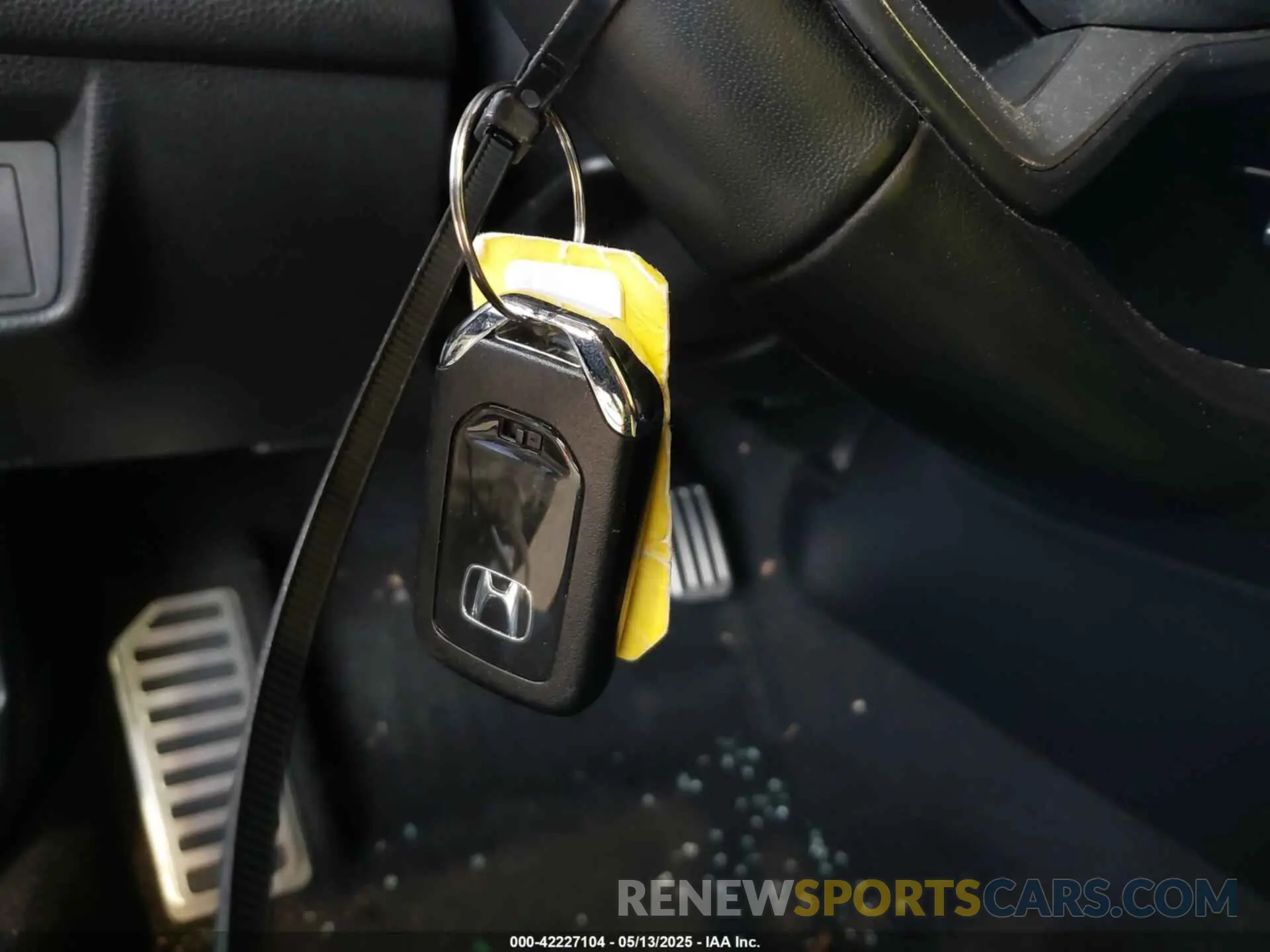11 Photograph of a damaged car 1HGCV1F39NA087809 HONDA ACCORD 2022