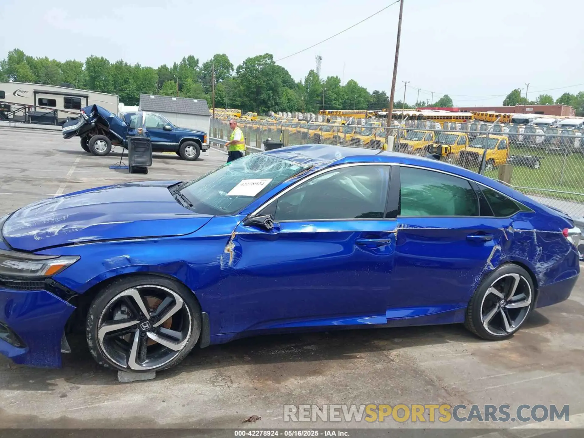 14 Photograph of a damaged car 1HGCV1F39NA089561 HONDA ACCORD 2022