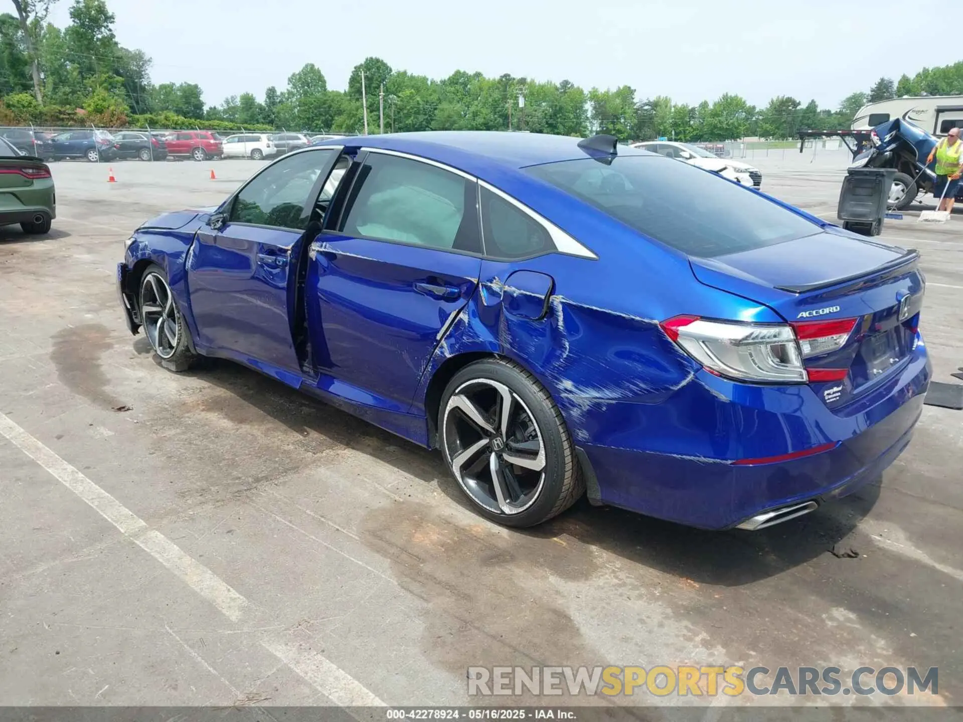 3 Photograph of a damaged car 1HGCV1F39NA089561 HONDA ACCORD 2022