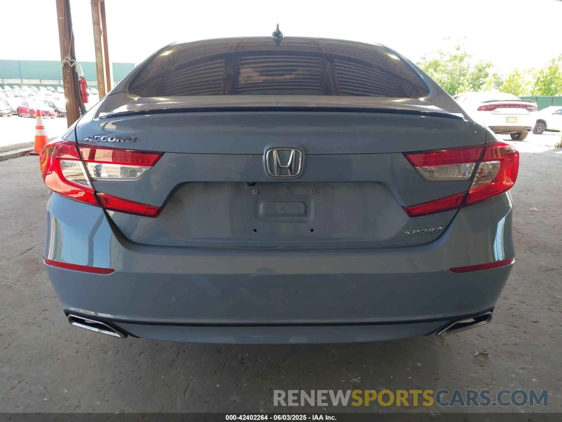 16 Photograph of a damaged car 1HGCV1F39NA108948 HONDA ACCORD 2022