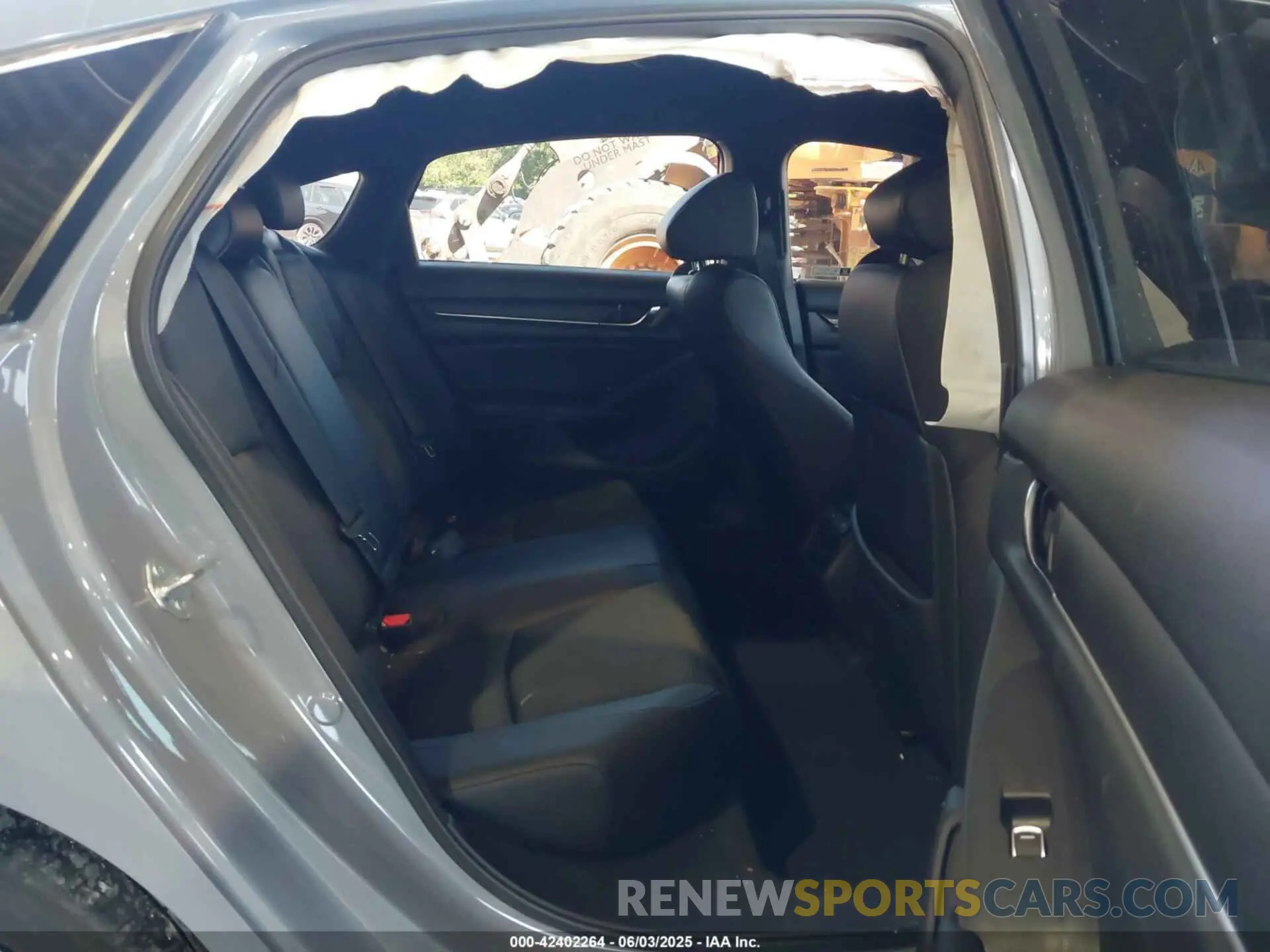 8 Photograph of a damaged car 1HGCV1F39NA108948 HONDA ACCORD 2022