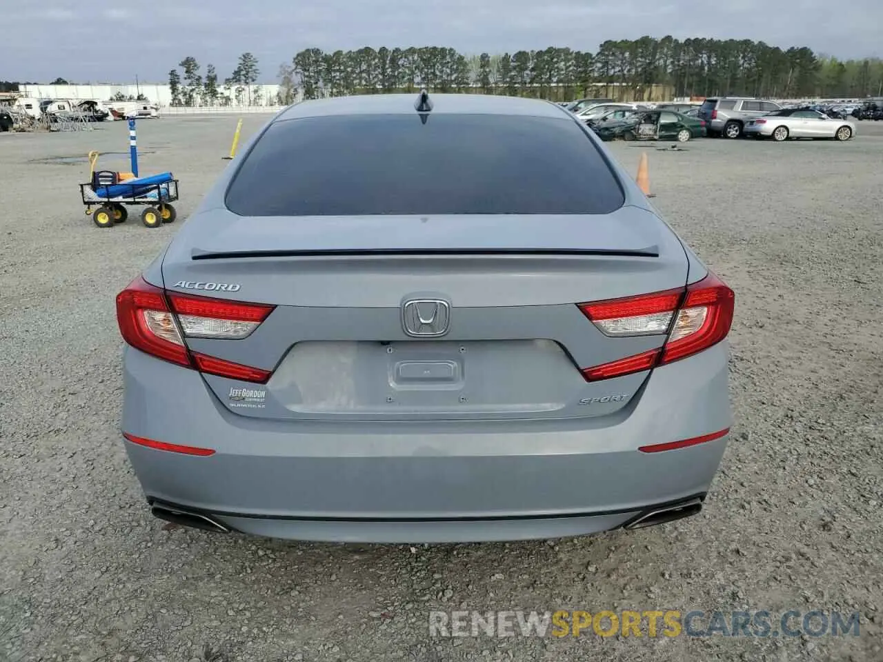 6 Photograph of a damaged car 1HGCV1F39NA117245 HONDA ACCORD 2022