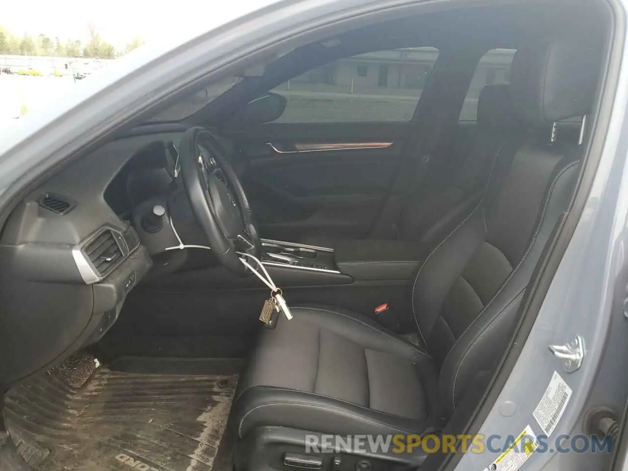 7 Photograph of a damaged car 1HGCV1F39NA117245 HONDA ACCORD 2022