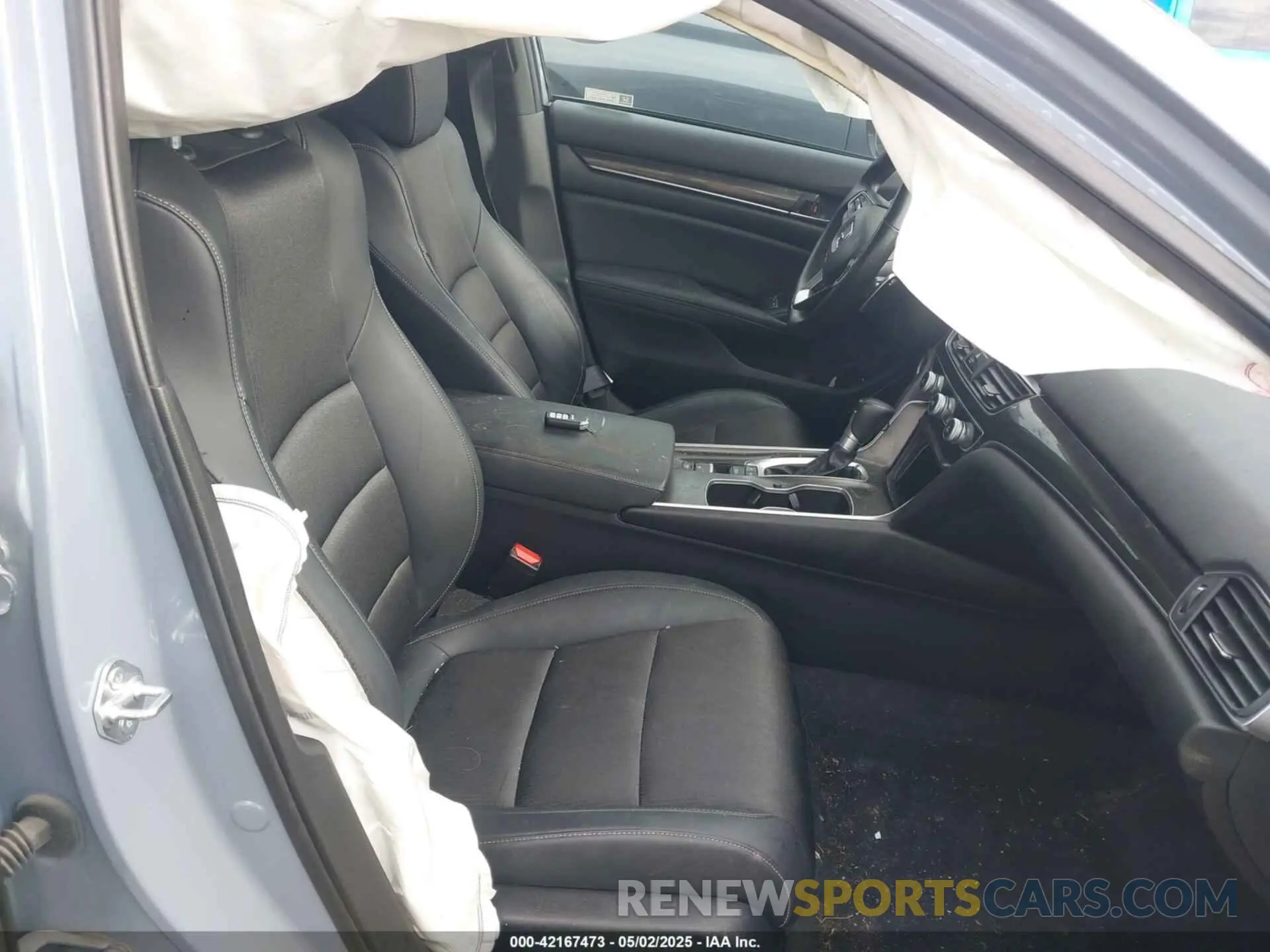 5 Photograph of a damaged car 1HGCV1F3XNA014044 HONDA ACCORD 2022