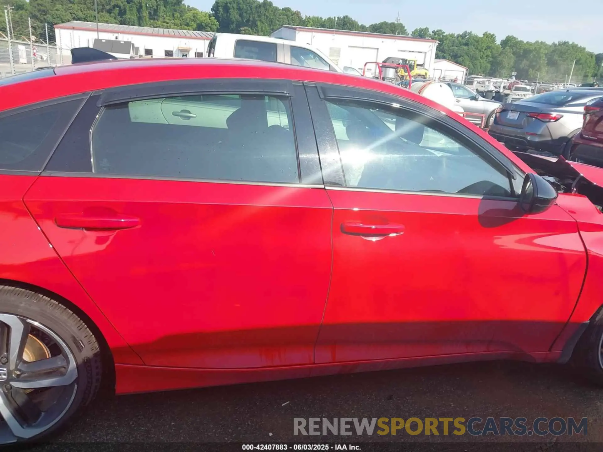 13 Photograph of a damaged car 1HGCV1F3XNA015792 HONDA ACCORD 2022