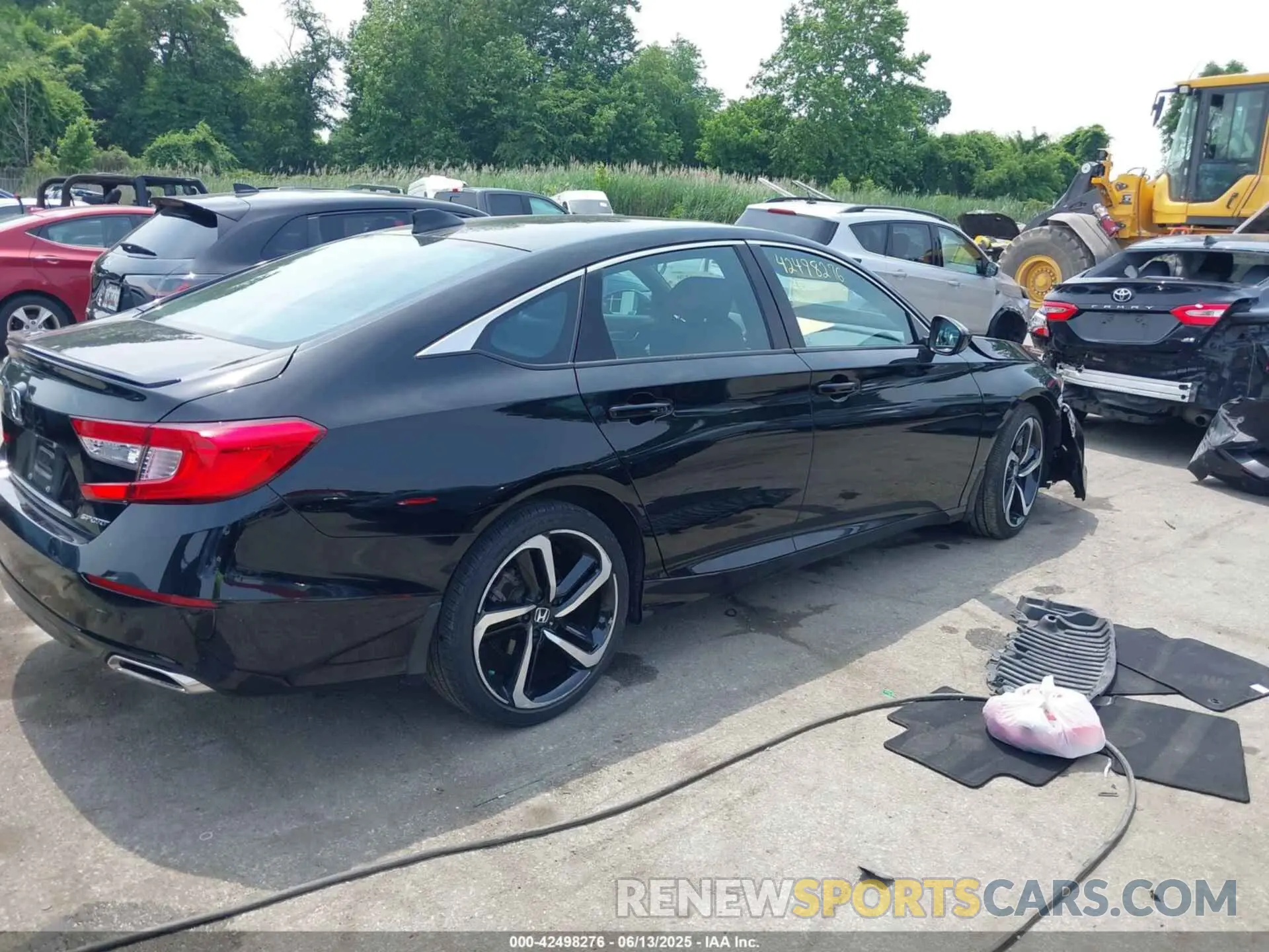 4 Photograph of a damaged car 1HGCV1F3XNA017879 HONDA ACCORD 2022