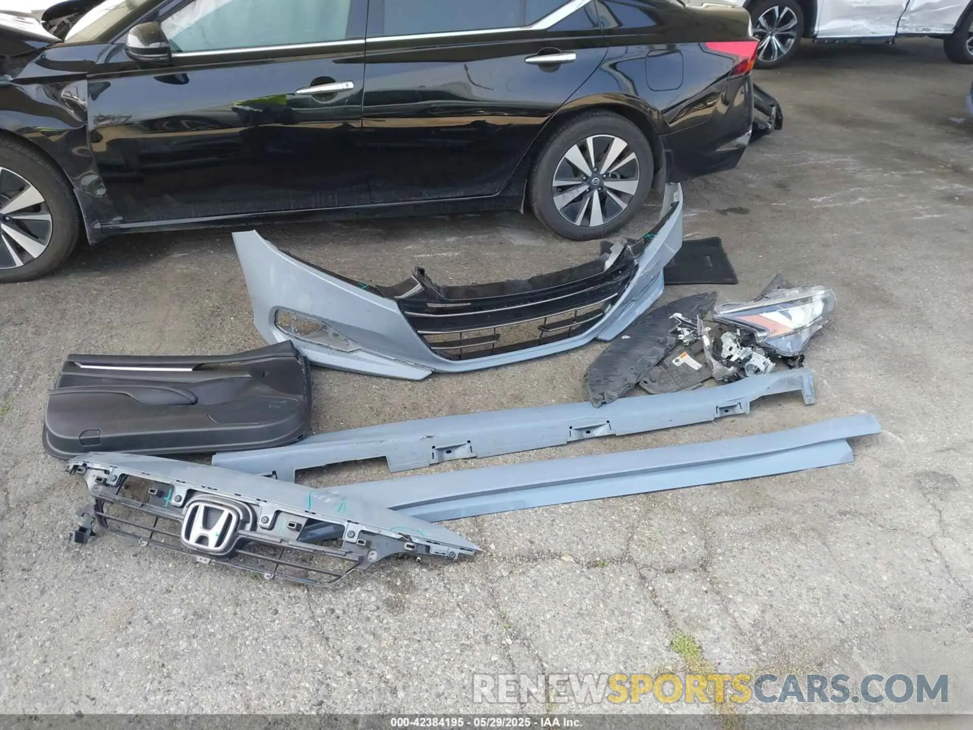 12 Photograph of a damaged car 1HGCV1F3XNA053152 HONDA ACCORD 2022