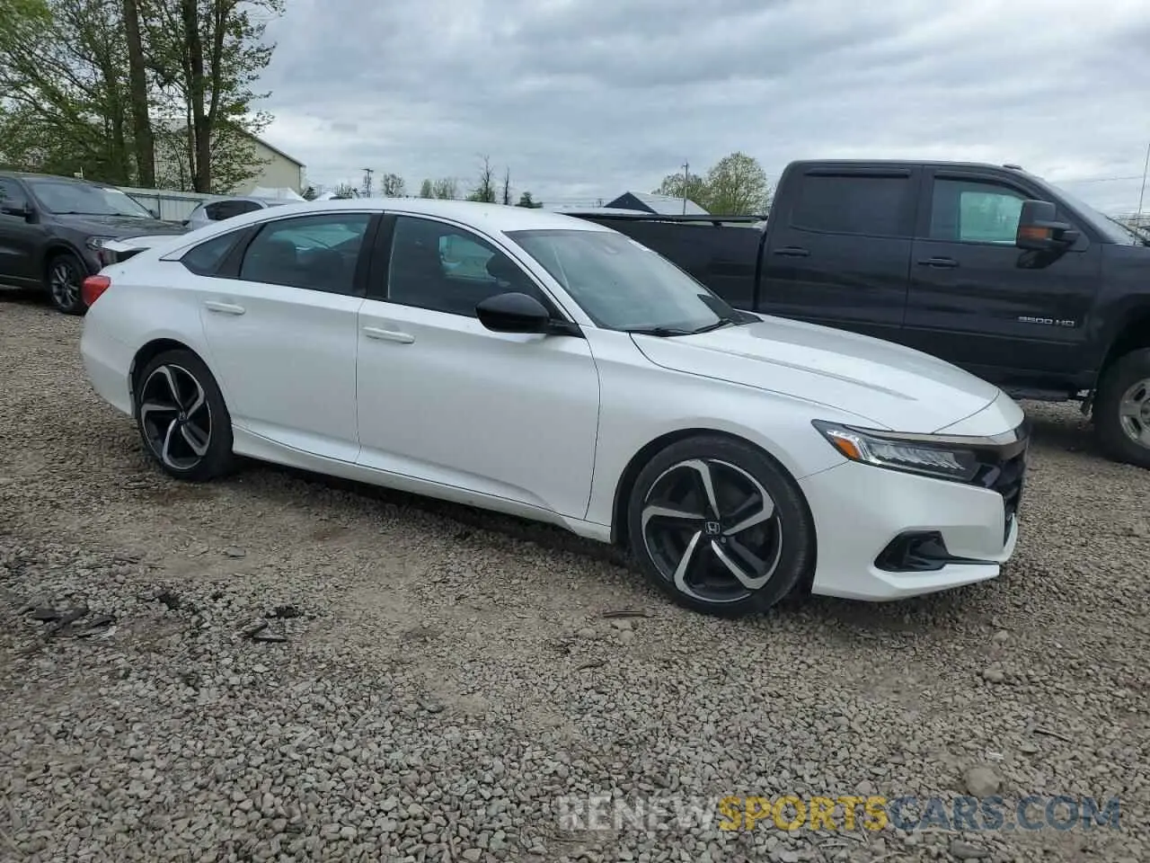 4 Photograph of a damaged car 1HGCV1F3XNA075894 HONDA ACCORD 2022
