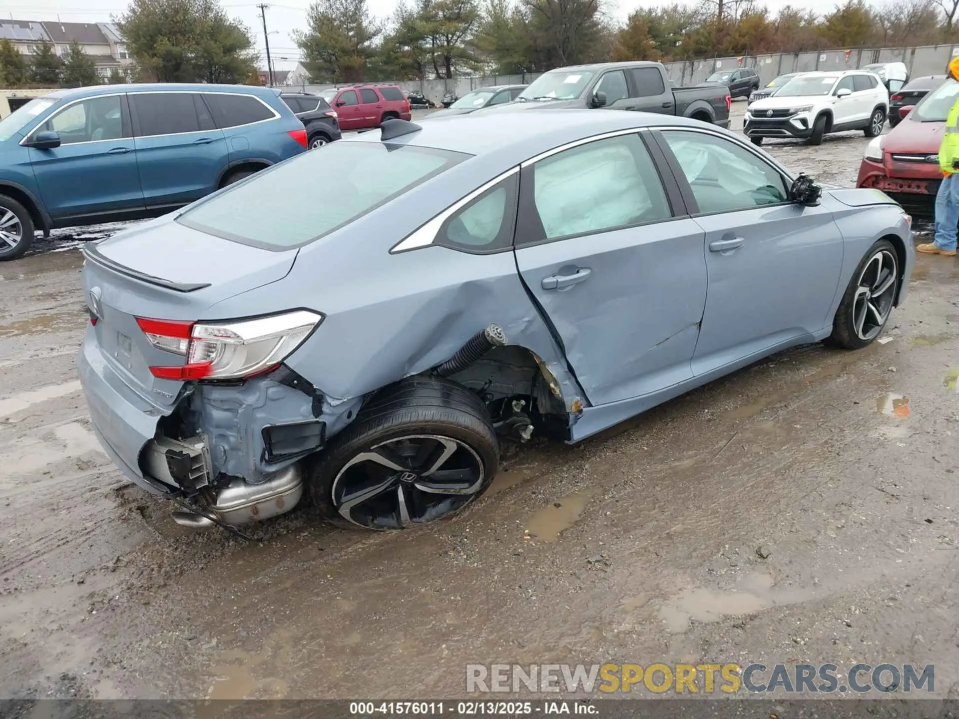 4 Photograph of a damaged car 1HGCV1F3XNA093862 HONDA ACCORD 2022